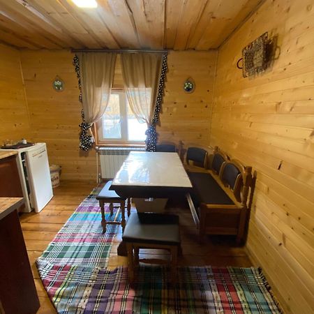 Сімейний Номер 1 Садиба У Ані ซีเนเวียสกา โปลีอานา ภายนอก รูปภาพ